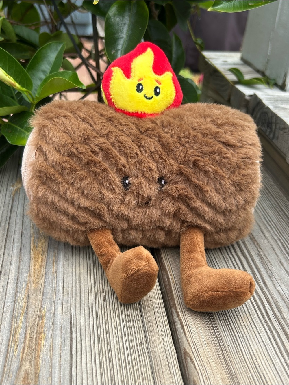 GiggleScape Yule Log plush toy 7-Inch Plush